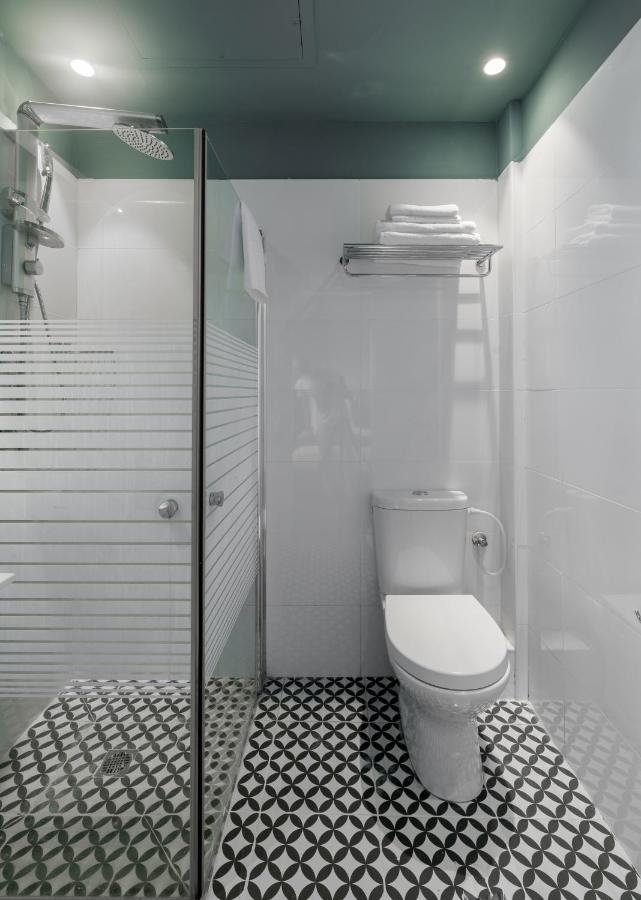 Dizengoff Garden Hotel เทลอาวีฟ ภายนอก รูปภาพ